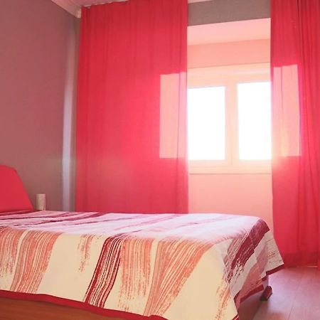 Сomfortable Apartments And Free Garage Parking OOporto Esterno foto