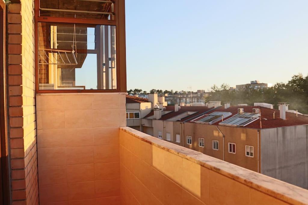 Сomfortable Apartments And Free Garage Parking OOporto Esterno foto